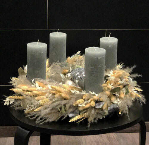 Trockenblumen Adventskranz online kaufen.